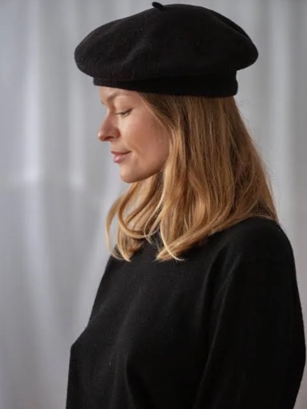 Vintage Woolmark Beret: Black Pure Wool (Size M-L)